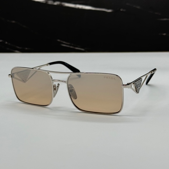 NEW PR A52S 1BC8J1 PRADA SILVER BEIGE SQUARE SPR A52 1BC8J1 WOMEN SUNGLASSES - Picture 1 of 12